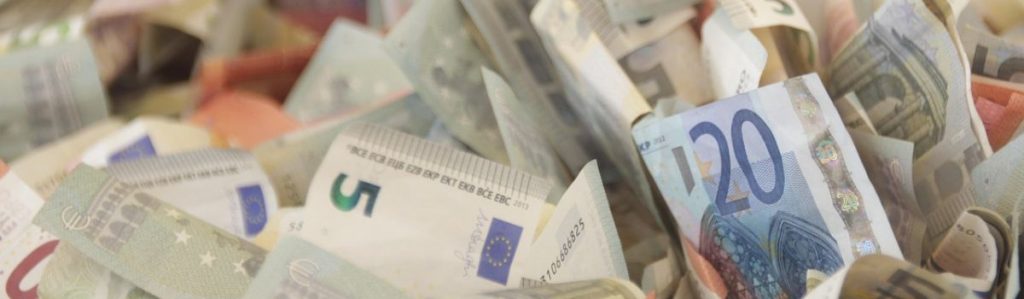 Euro Notes in a muddled heap